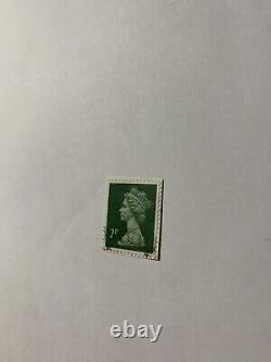 2 P Queen Elizabeth- Postage Stamp Deal Green
