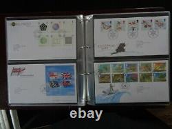 GT BRITAIN 230 x DIFFERENT FIRST DAY COVERS 2000-2015 IN 4 x ROYAL MAIL ALBUMS