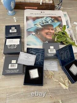 Her Majesty The Queen Platinum Jubilee Ltd Edition Platinum Stamps 1978/2020